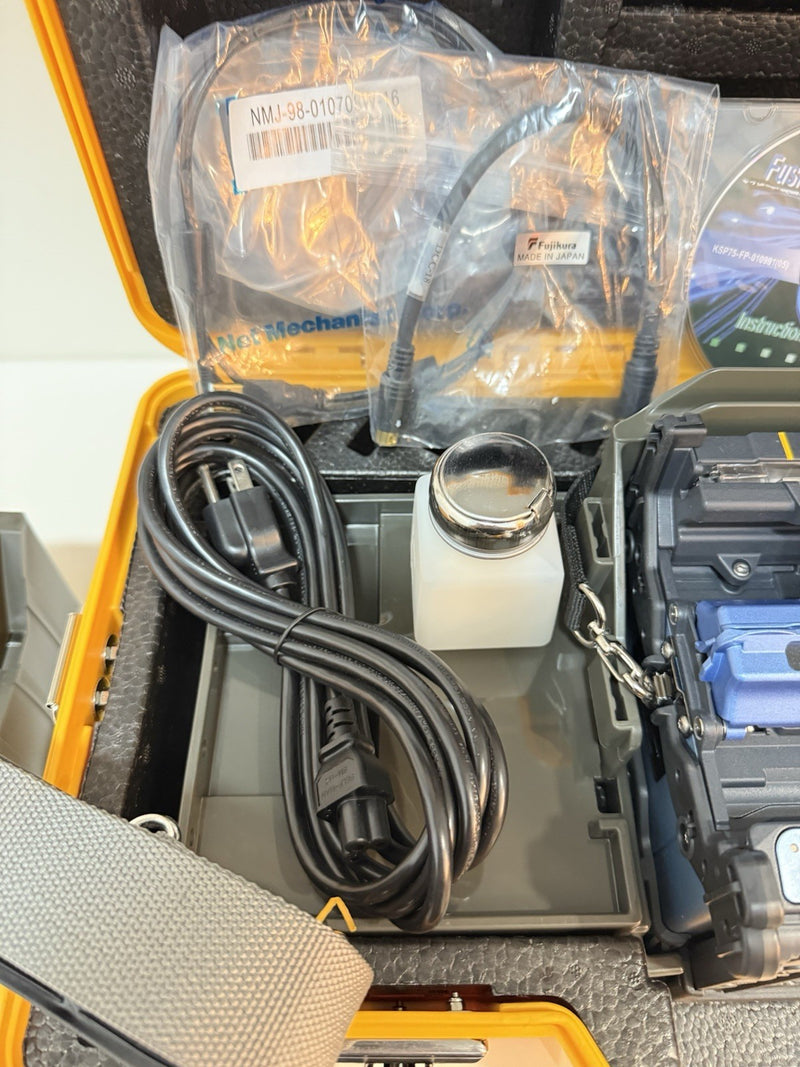 FUJIKURA 70S+ FUSION SPLICER KIT WITHCT50 CLEAVER