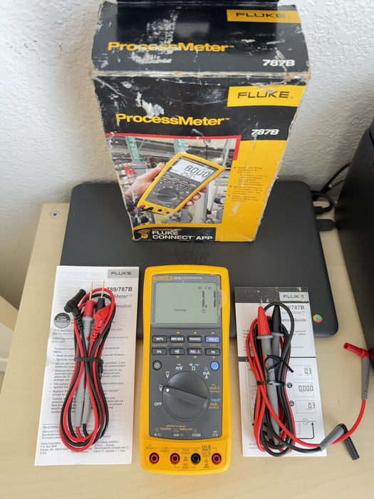 FLUKE 787B PROCESSMETER W/ ACCESSORIES & LEADS - FREE SHIPPING