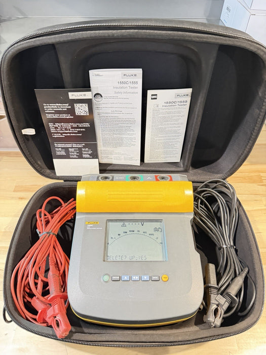 FLUKE 1550C 5KV INSULATION TESTER W LEADS & CASE - FREE SHIPPING