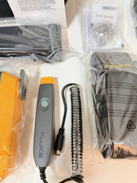 FLUKE 810 VIBRATION TESTER KIT & ACCESSORIES (NEW SEALED) FREE SHIPPING