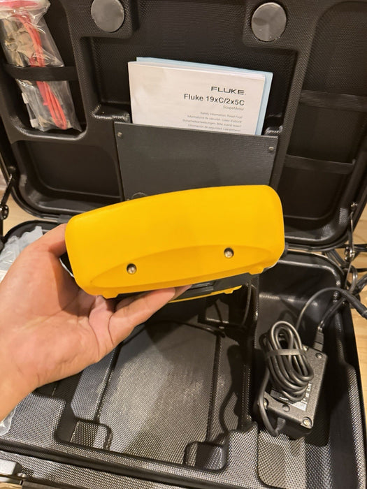 FLUKE 199C 200MHZ 2.5GS/S SCOPEMETER COLOR WITH ACCESSORIES