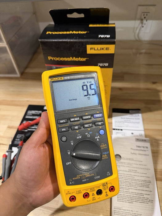 FLUKE 787B PROCESS METER TESTED