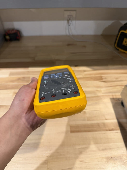 FLUKE 289 TRUE-RMS LOGGING MULTIMETER FOR PARTS