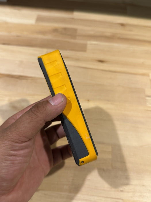 FLUKE 421D LASER DISTANCE METER TESTED