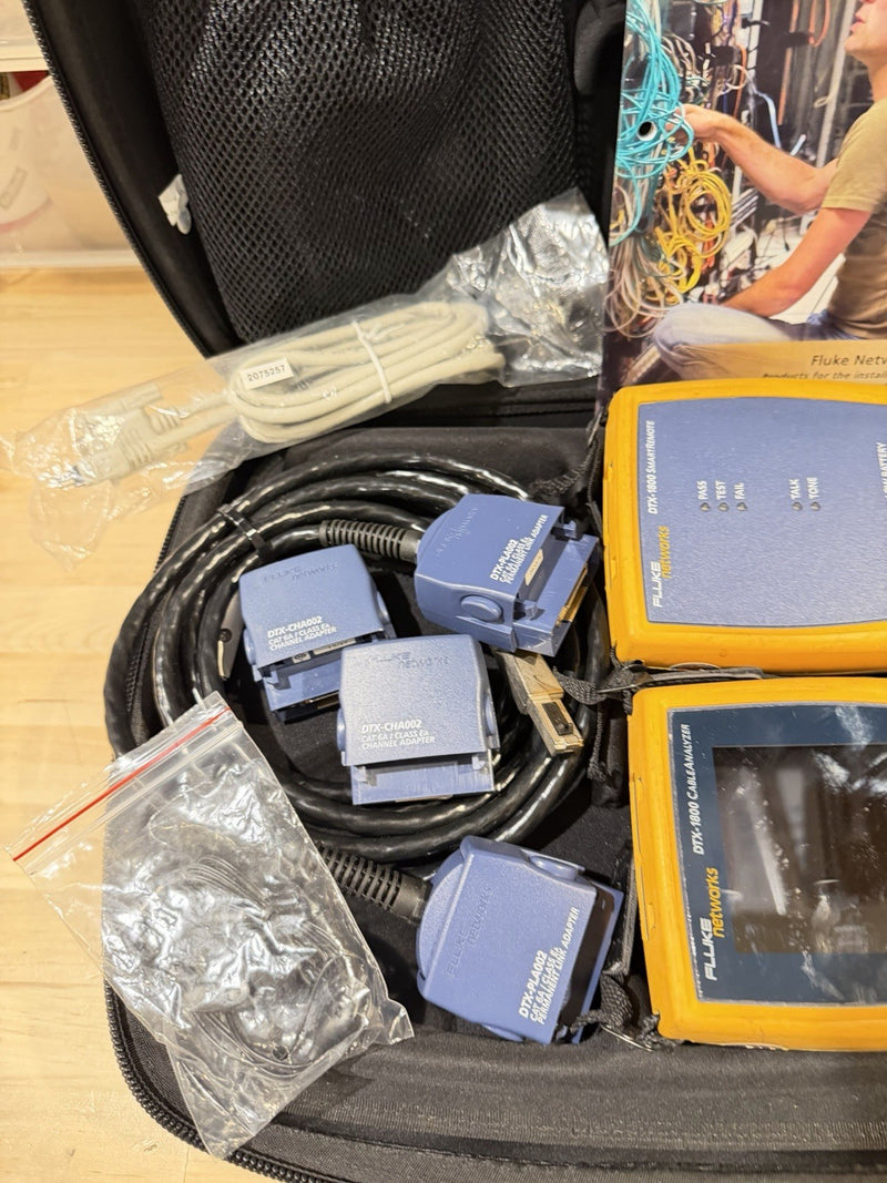 FLUKE NETWORKS DTX-1800 DTX CABLE ANALYZER KIT & PLA002 TESTED