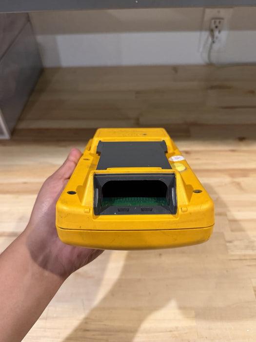 FLUKE 744 DOCUMENTING PRCESS CALIBRATOR (PARTS ONLY) FOR PARTS - DOESN’T WORK