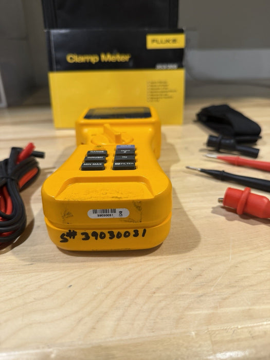 FLUKE 353 AC/DC CLAMP METER W/ LEADS & BAG (TESTED) SHIPS FAST