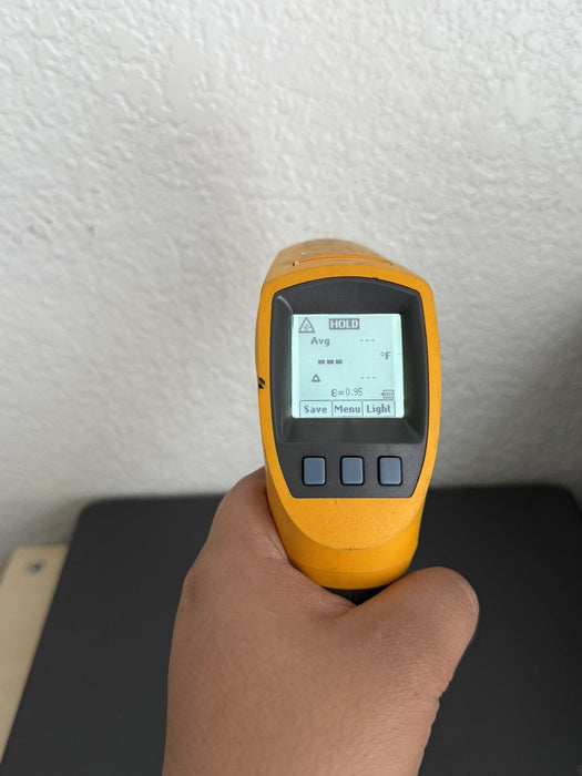 FLUKE 568 IR THERMOMETER CONTACT TEMPERATURE