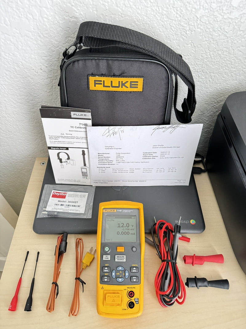 FLUKE 714B THERMOCOUPLE TEMPERATURE CALIBRATOR