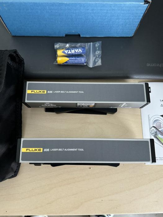 FLUKE 835 LASER BELT ALIGNMENT TOOL WITH CASE
