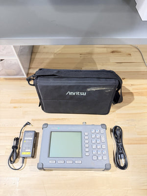 ANRITSU SITE MASTER S331C ANALYZER WITH CHARGER TESTED