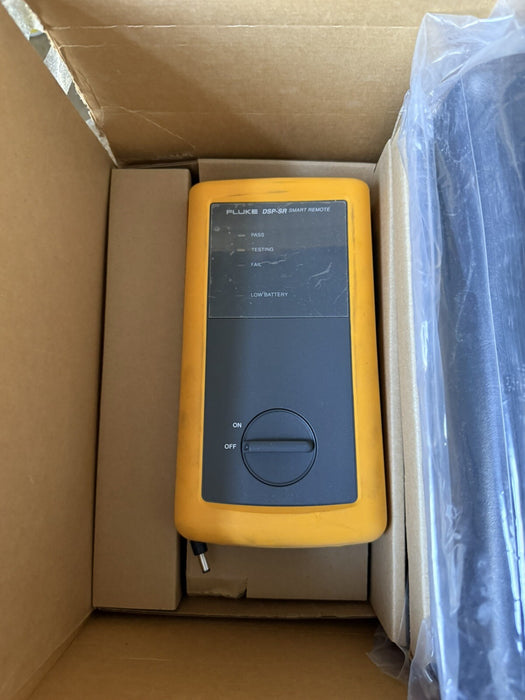 FLUKE DSP-100 CABLE ANALYZER TESTER KIT NEW
