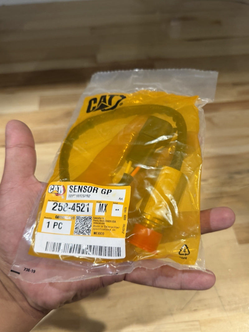 CAT 258-4521 14V SPEED SENSOR