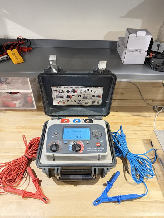 MEGGER S1-1068 10KV INSULATION TESTER W/ LEADS & CHARGER (FREE SHIPPING) TESTED
