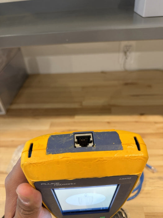 FLUKE NETWORKS LIQ-100 LINKIQ CABLE & NETWORK TESTER W ACCESSORIES