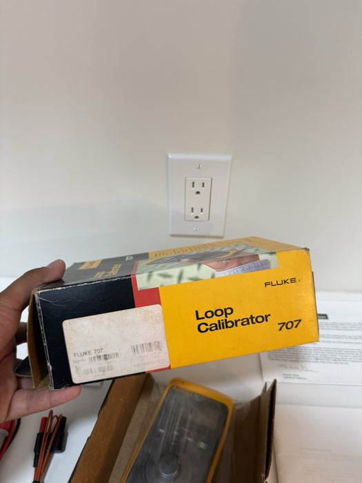 FLUKE 707 CURRENT LOOP CALIBRATOR