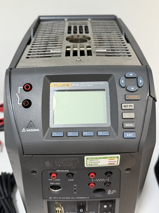 FLUKE 9144 FIELD METROLOGY WELL 50°C TO 660°C TEMPERATURE CALIBRATOR & LEADS