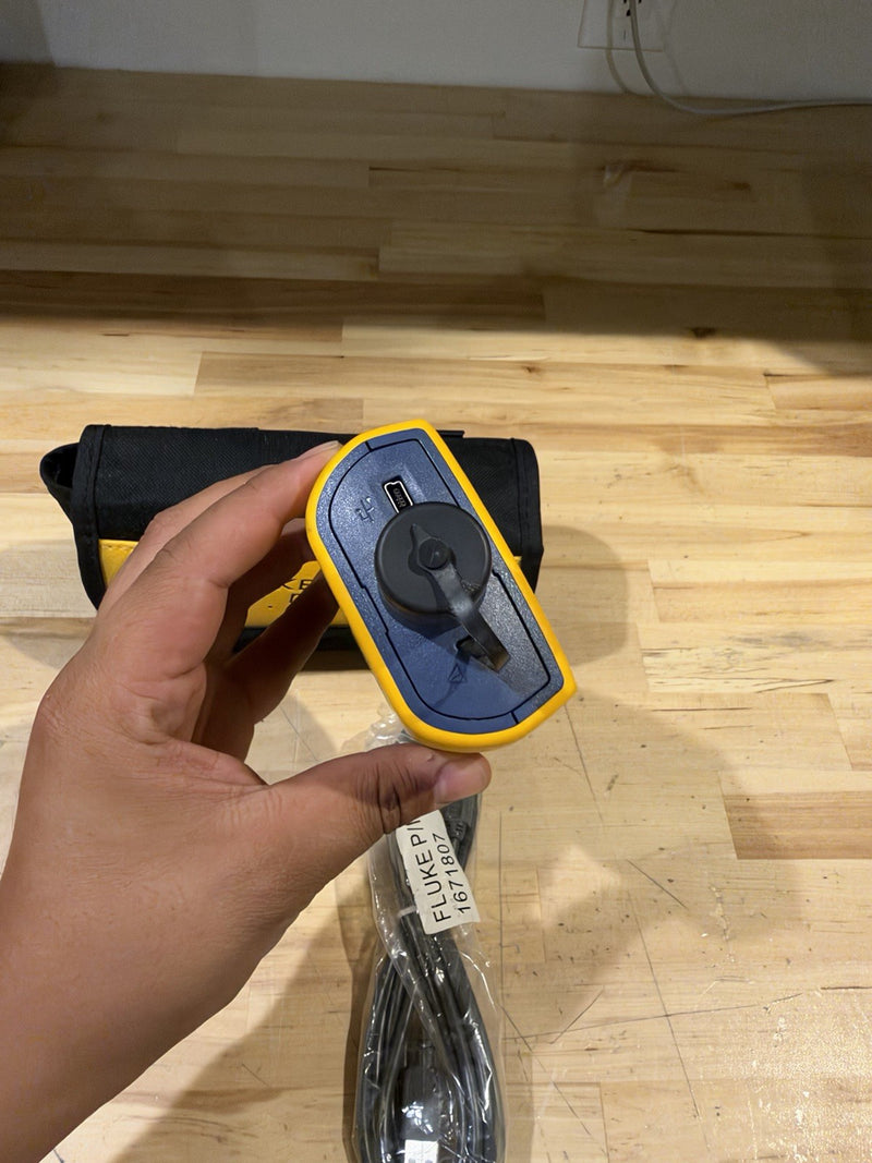 FLUKE NETWORKS SIMPLIFIBER PRO OPTICAL POWER METER (TESTED) SHIPS FAST