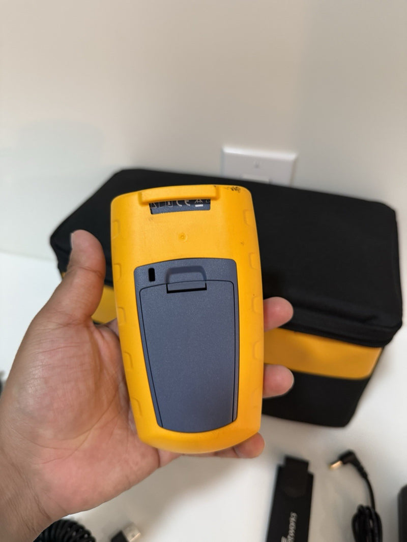 FLUKE NETWORKS FI-500 FIBER INSPECTOR MICRO KIT WITH BAG & CHARGER