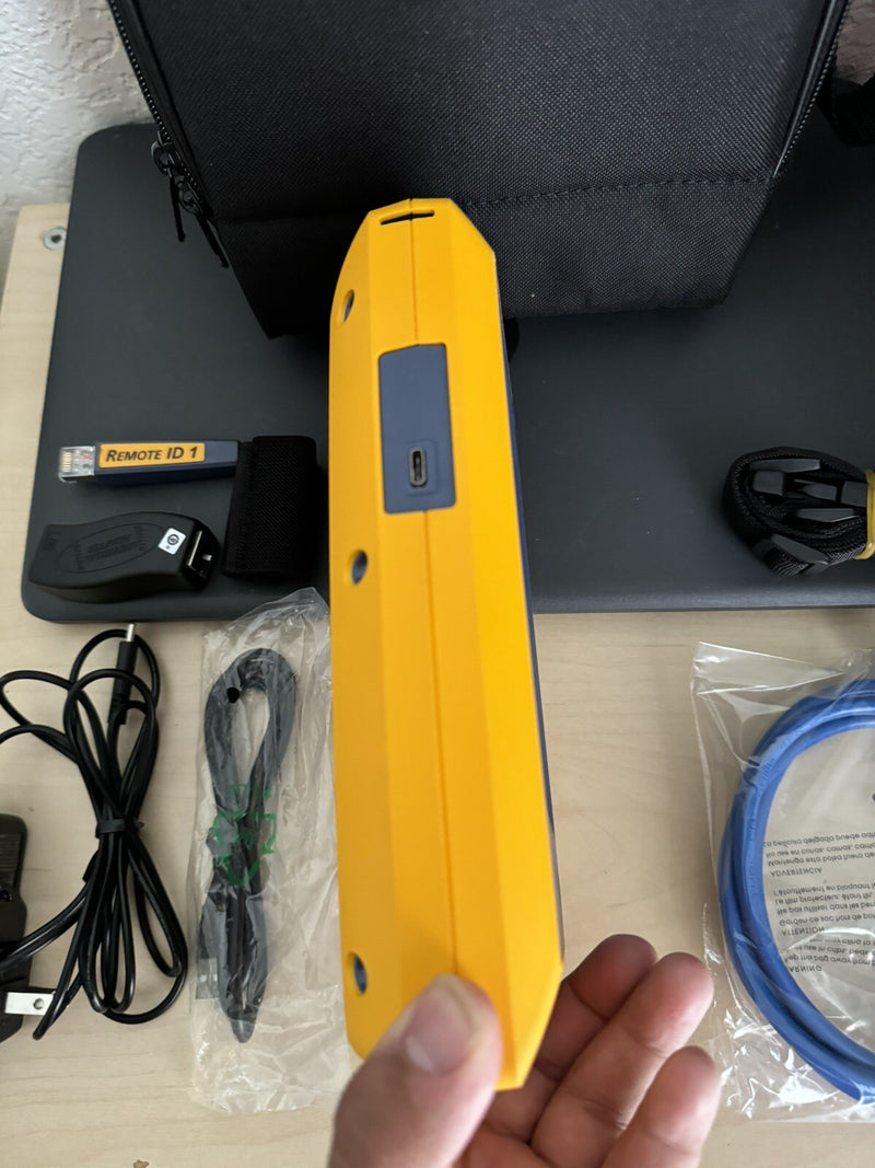 FLUKE NETWORKS LIQ-100 LINKIQ CABLE & NETWORK TESTER 10BASE-T REMOTE ID 1