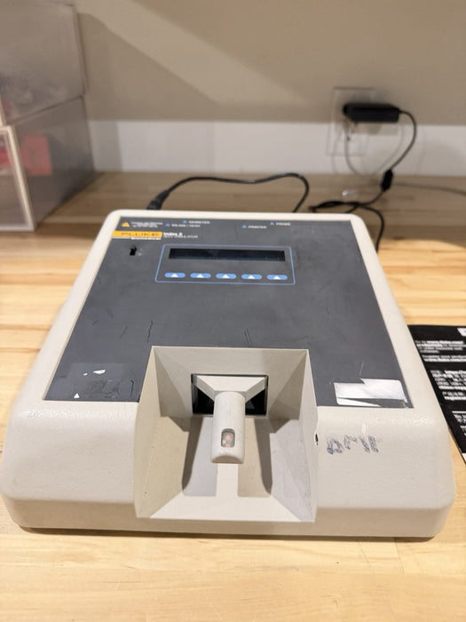 FLUKE BIOMEDICAL INDEX 2 SPO2 SIMULATOR & CHARGER - FREE SHIPPING
