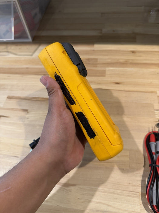 FLUKE 789 PROCESSMETER W/ LEADS & CLIPS (TESTED) SHIPS FAST