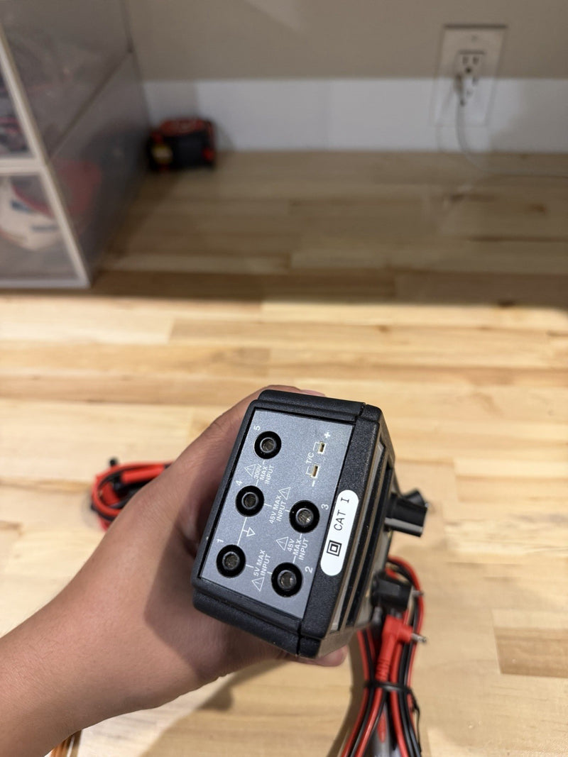 ALTEK TECHCHEK 820 PROCESS CALIBRATOR WITH LEADS & CLIPS TESTED
