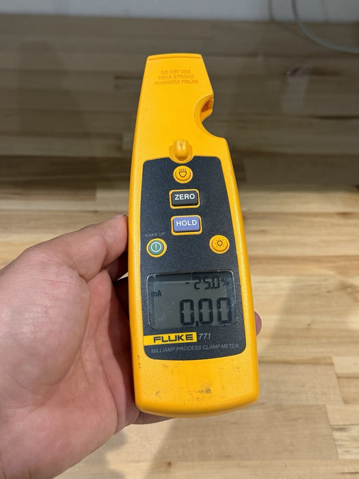 FLUKE 771 MILLIAMP PROCESS CLAMP METER (NO CLAMP) SHIPS FAST