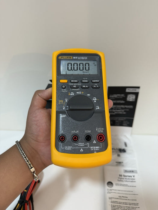 FLUKE 88V AUTOMOTIVE MULTIMETER (NEW FACTORY SEALED) CALIBRATED 2024 -SHIPS FAST