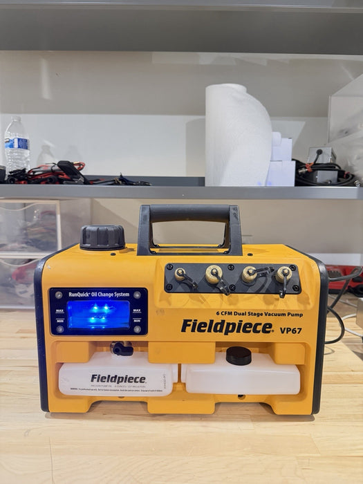 FIELDPIECE VP67 6 CFM DUAL STAGE VACUMM PUMP W/ CHARGER (TESTED) SHIPS FAST