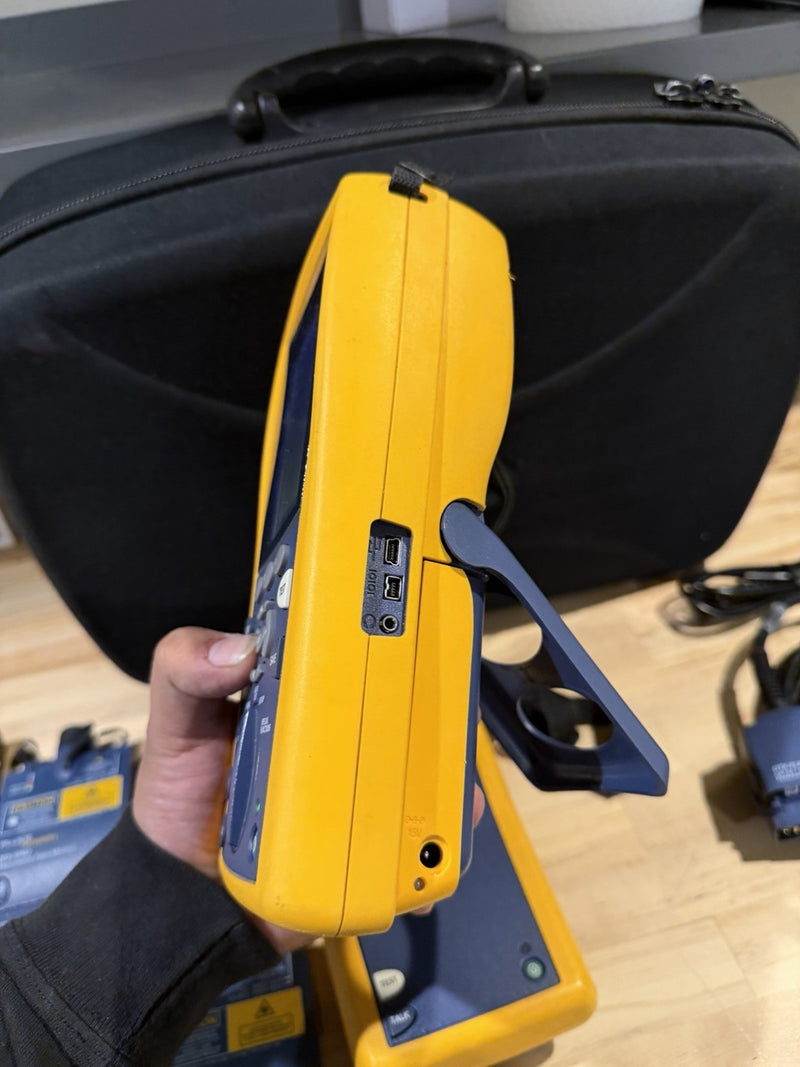 FLUKE NETWORKS DTX-1800 CABLE ANALYZER WITHDTX-SFM2 DTX-MFM2 DTX-PLA002 TESTED