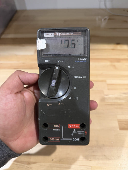 FLUKE 77 MULTIMETER (PARTS ONLY) FOR PARTS