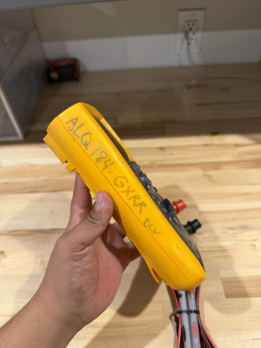 FLUKE 289 TRUE RMS ELECTRONIC LOGGING DIGITAL MULTIMETER W/ LEADS & CLIPS #8