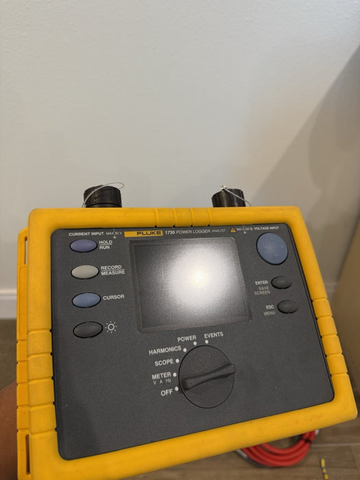 FLUKE 1735 THREE-PHASE POWER LOGGER WITH PROBES & CASE & CHARGER