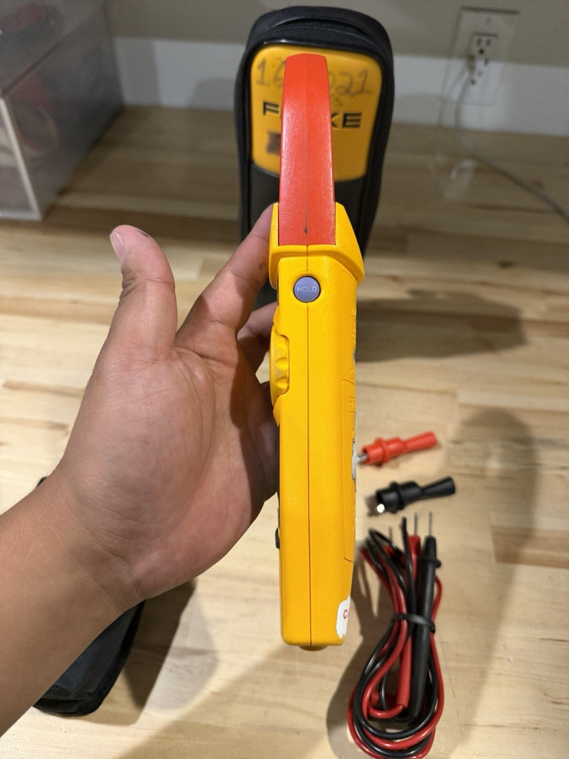 FLUKE 337 TRUE RMS AC/DC CLAMP METER WITH LEADS & BAG