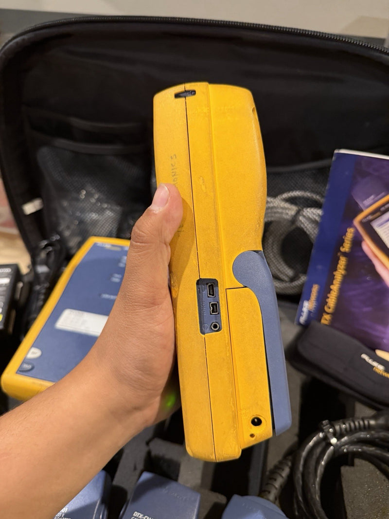 FLUKE NETWORKS DTX-1800 DTX CABLE ANALYZER KIT & PLA001 TESTED