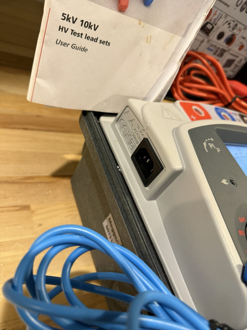 MEGGER MIT515 5KV INSULATION TESTER WITH LEADS & CHARGER TESTED