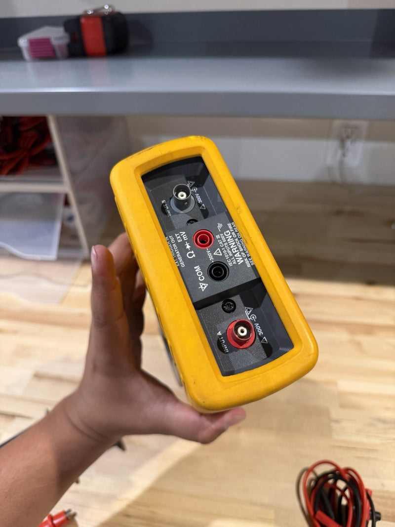 FLUKE 99 SCOPEMETER SERIES II 50MHZ WITH ACCESSORIES