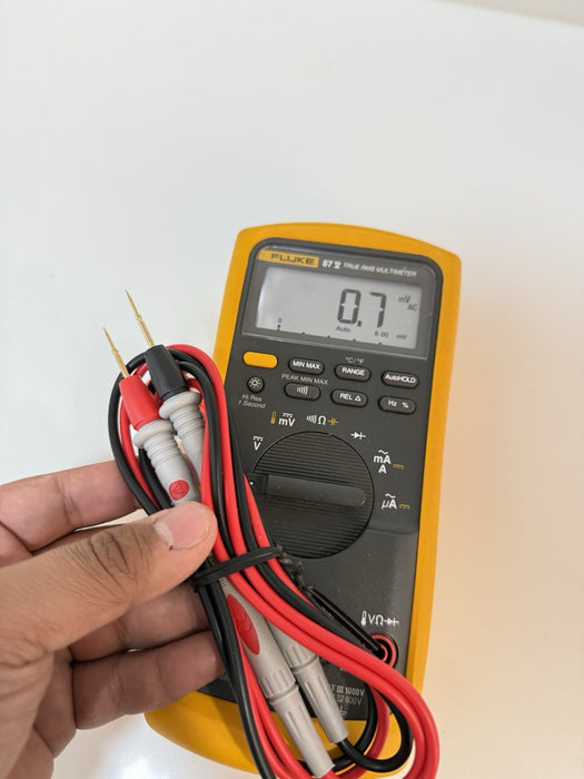 FLUKE 87V TRUE RMS MULTIMETER W/ LEADS - TESTED (SHIPS FAST)