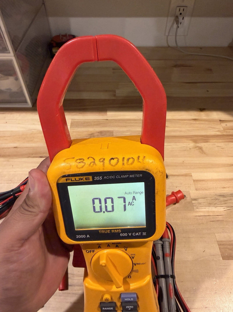 FLUKE 355 AC/DC CLAMP METER WITH ACCESSORIES