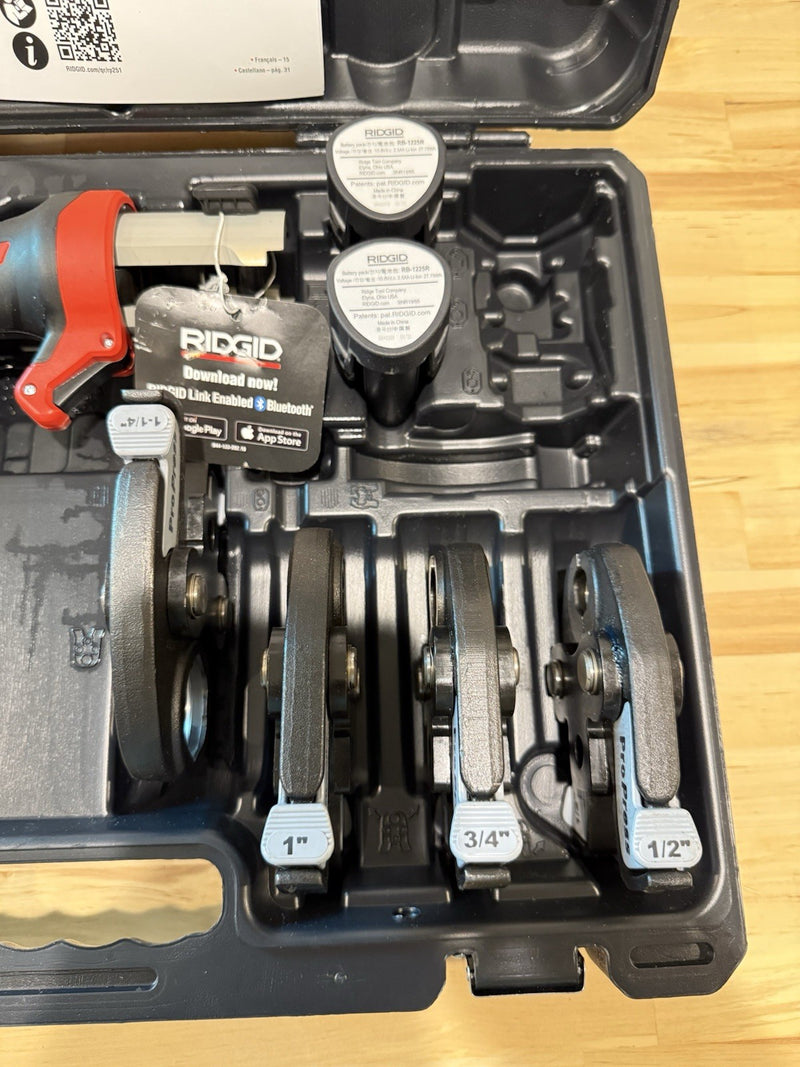 RIDGID RP251 PRESSTOOL KIT WITH 1/2 3/4 1”1-1/4 IN JAWS