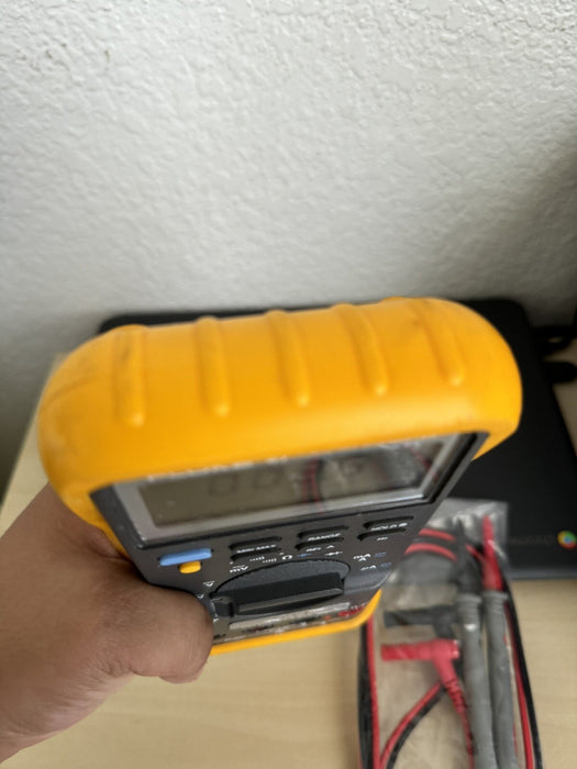 FLUKE 87 TRUE RMS MULTIMETER WITH LEADS
