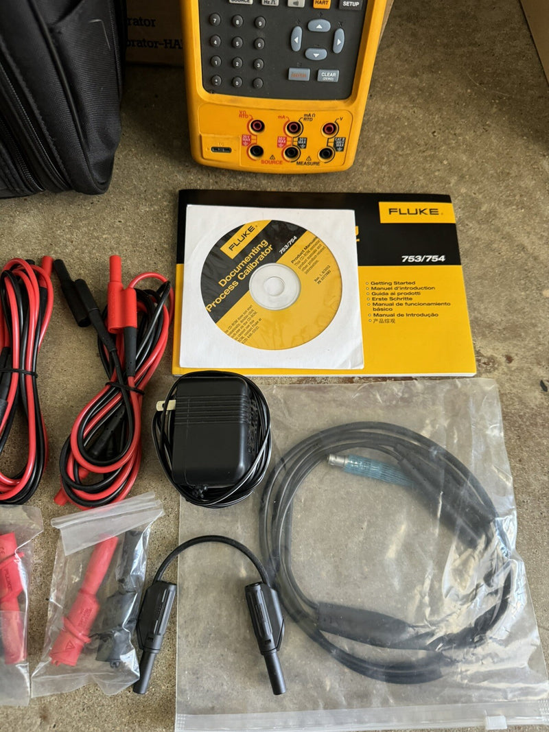 FLUKE 754 DOCUMENTING PROCESS CALIBRATOR WITH HART COMMUNICATION