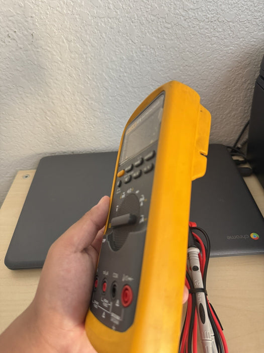 FLUKE 87V TRUE RMS MULTIMETER W /LEADS - FREE SHIPPING