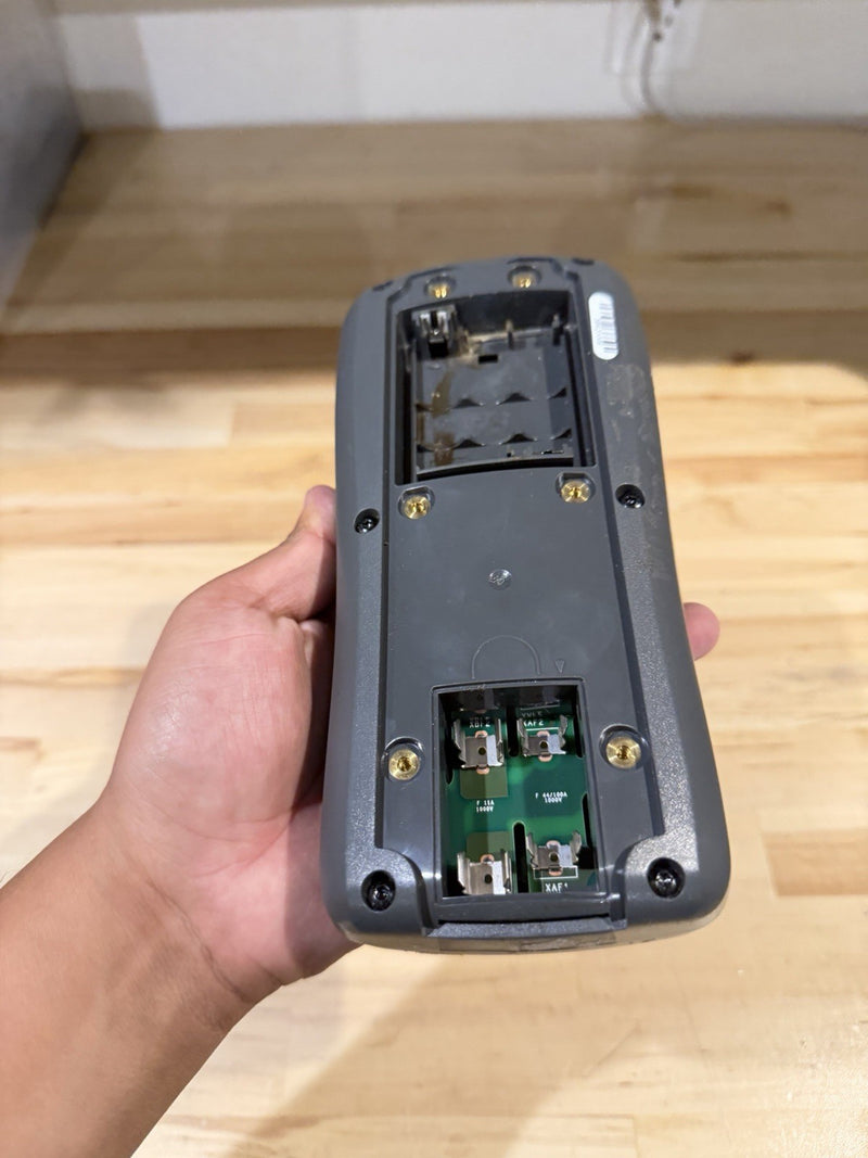 FLUKE 28 II TRUE RMS MULTIMETER FOR PARTS