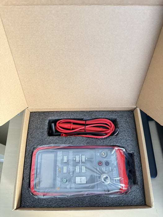 FLUKE 718EX300G INTRINSICALLY SAFE PRESSURE CALIBRATOR MFD2024 NEW SEALED