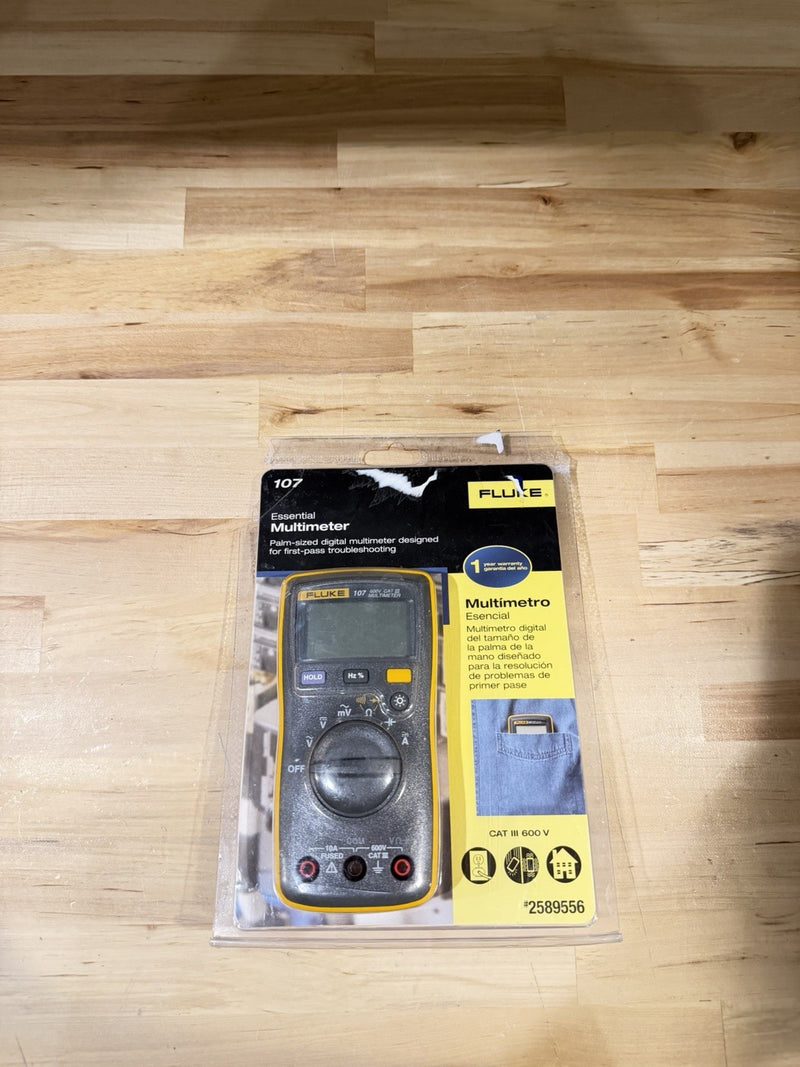 FLUKE 107 METER AC/DC 600V CAT III MULTIMETER WITH LEADS