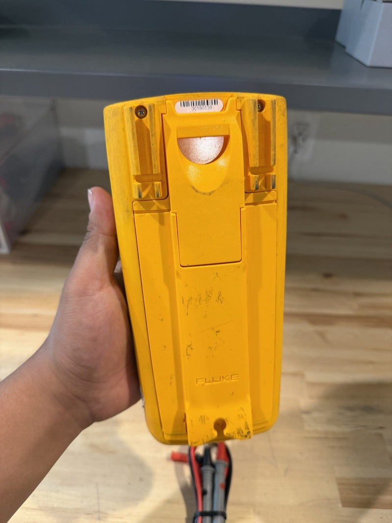 FLUKE 287 TRUE RMS ELECTRONIC LOGGING DIGITAL MULTIMETER WITH LEADS & CLIPS