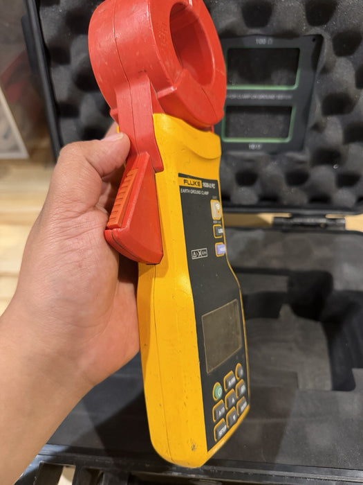 FLUKE 1630-2 FC EARTH GROUND CLAMP METER TESTED