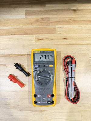 FLUKE 179 TRUE RMS MULTIMETER WITH LEADS TESTED